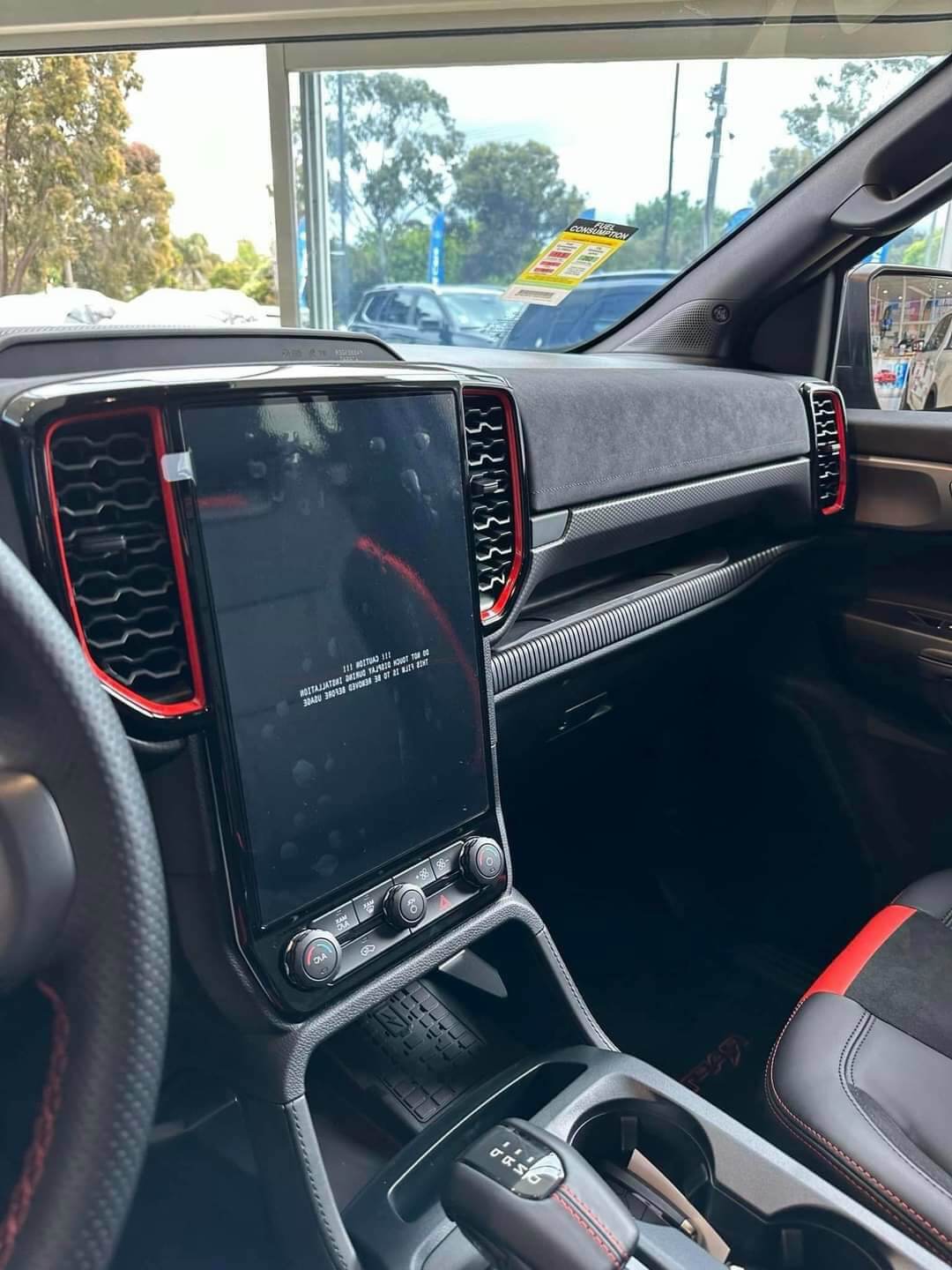 Hình ảnh Ford Ranger Raptor 2025 mới tại Ford Đà Nẵng