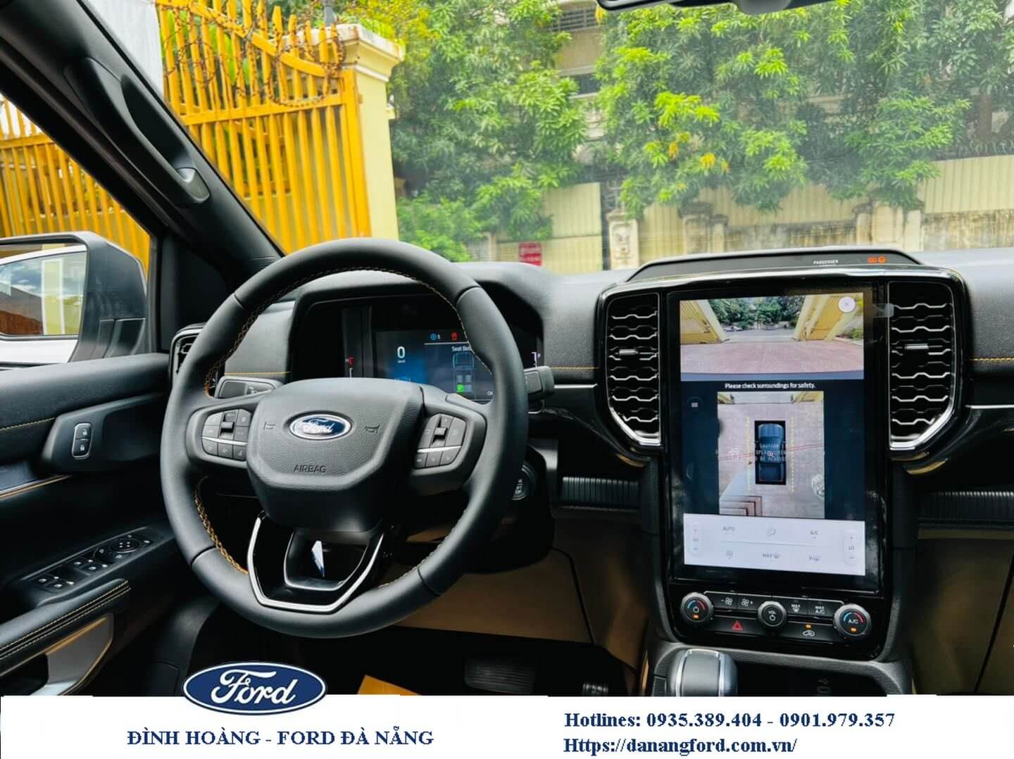 Ford Ranger Thế hệ mới Wildtrak 2023 mới màu cam tại Đà Nẵng