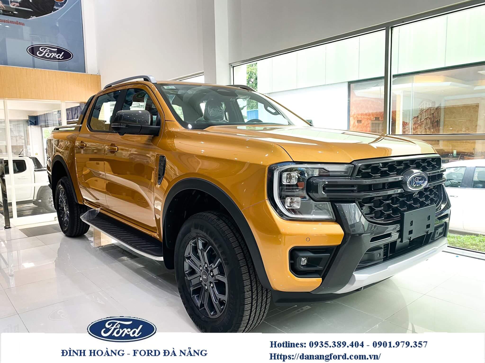 Ford Ranger Thế hệ mới Wildtrak 2023 mới màu cam tại Đà Nẵng
