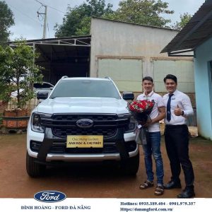 Hình ảnh giao xe Ford Ranger 2023 mới tại Ford Đà Nẵng